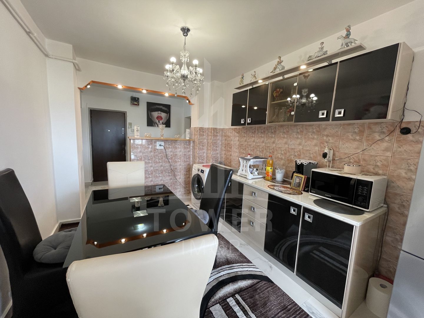 Apartament cu 4 camere, vedere panoramică și mobilat modern – Turnișor - Poză 12