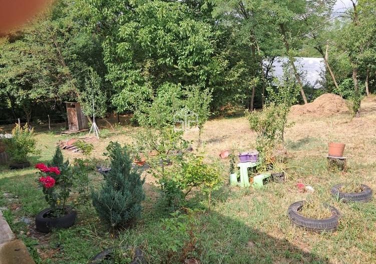 Casa si teren 2000 mp - Poză 9