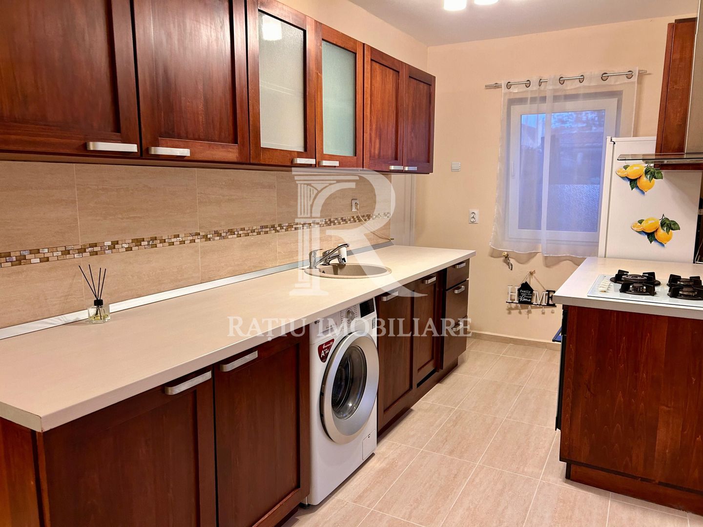 Casa cu 4 camere | Pet Friendly | Zona Metro | Oradea - Poză 3