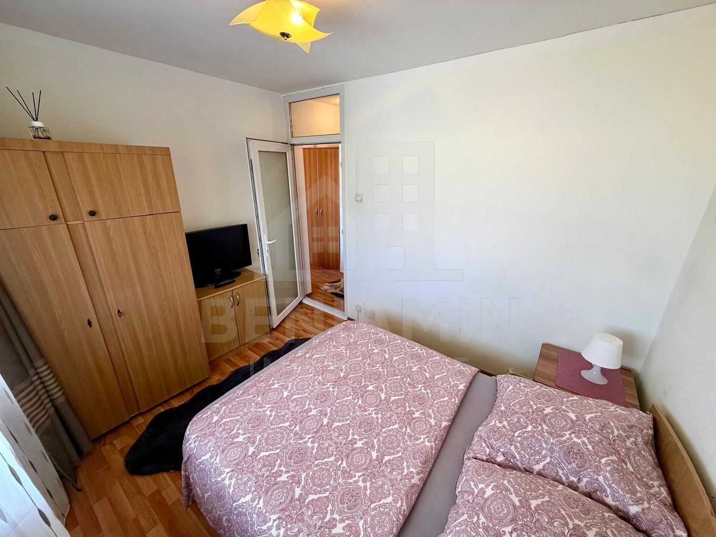 Apartament doua camere - centrala termica - Kaufland Craiovita etaj 3 - Poză 4