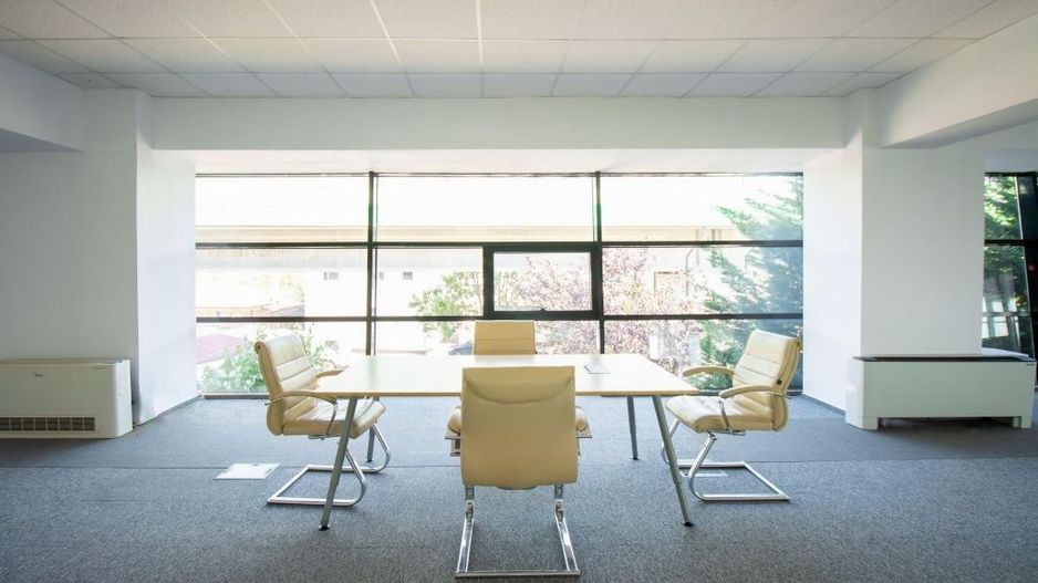 Inchiriere Bucuresti | Aeroport Otopeni | Spatiu Birouri | Utilitati incluse - Poză 1