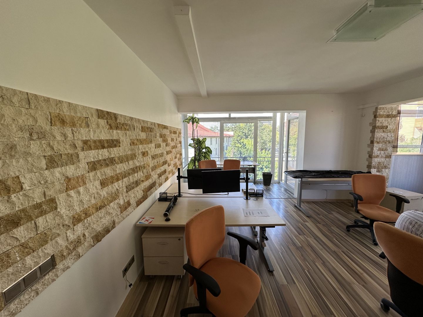 Spatiu birouri | 2 camere | Grigorescu | 75 mp - Poză 2