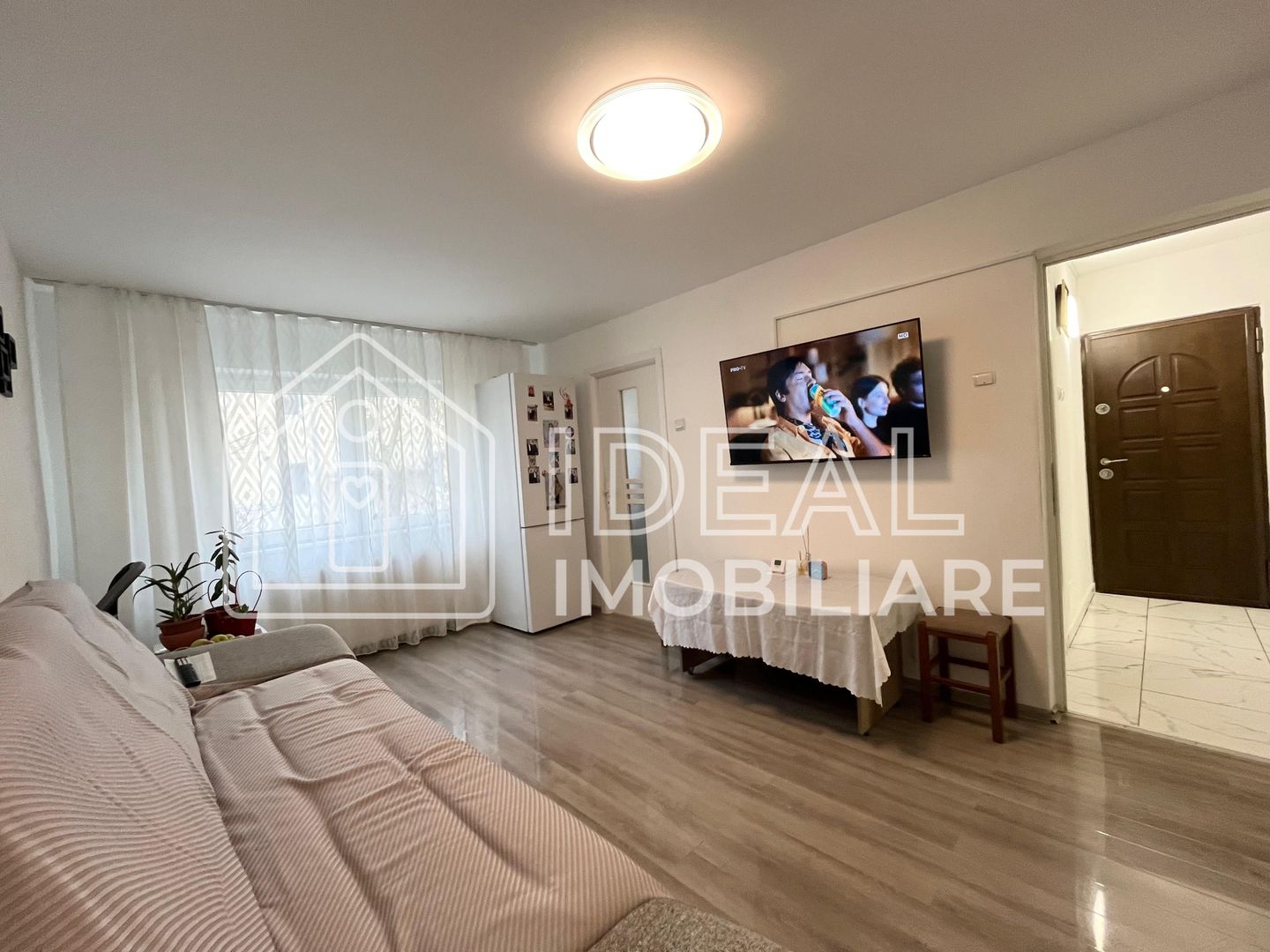 Garsonieră | zona Lazaret | 28mp - Poză 4