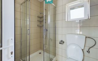 Casă tip duplex cu teren generos în Dezna - Poză 10