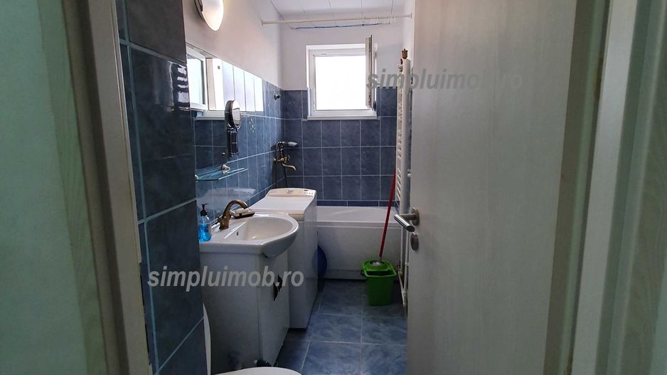 Garsoniere Moderna Aproape de Metrou - Poză 8