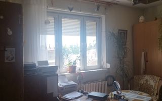 Ap 2 camere, 62 mp, central, etaj 1/2 ,loc de parcare - 190.000 € neg - Poză 3