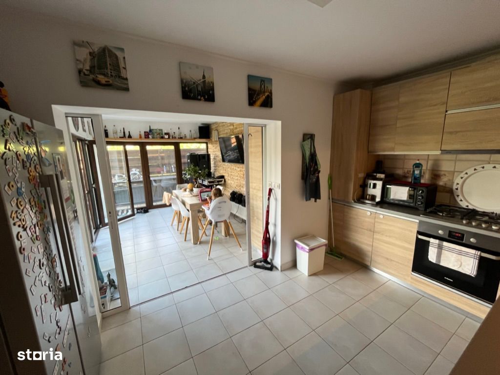 Vila Otopeni Central P+1+M, 0% comision - Poză 8