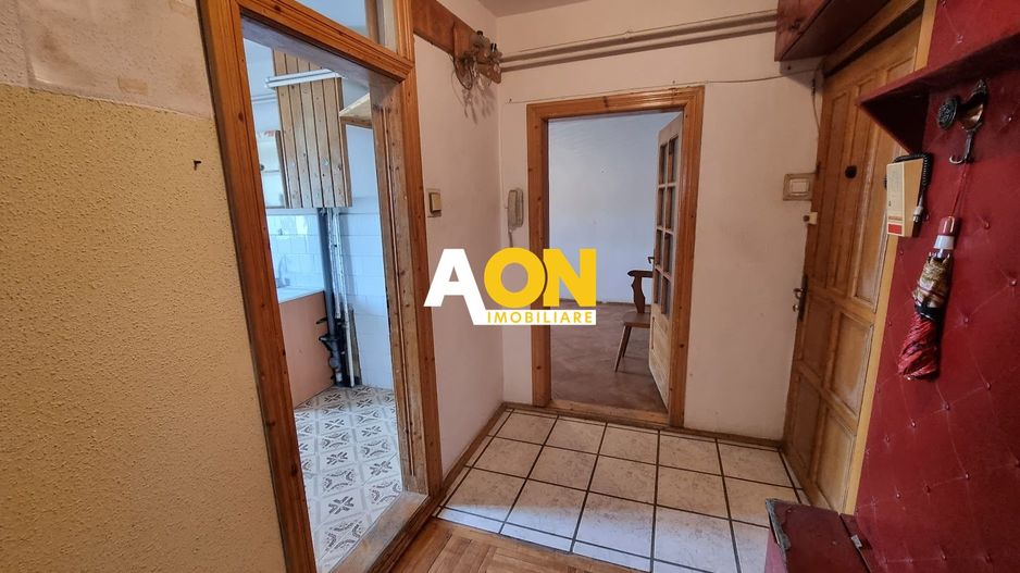 Apartament 3 Camere Decomandat, Zona Hotel Cetate - Poză 2