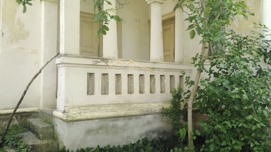 Casa traditionala cu potential**Teren 1712 MP**in Centrul IANCA //OLT - Poză 1