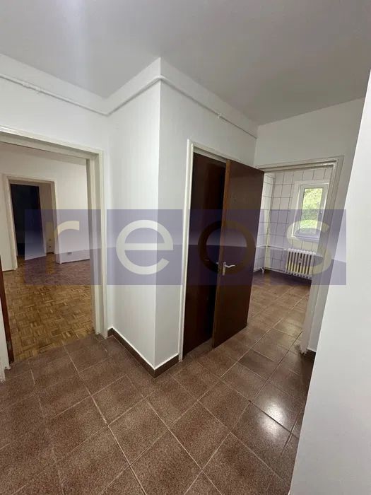 De vanzare 2 camere  –Plaza România, Bulevardul Timișoara - Poză 6