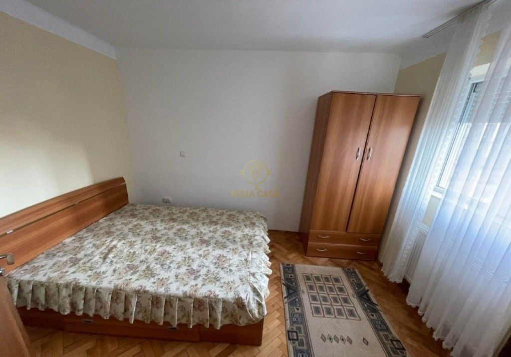 Inchiriez Apartament Centra Satu Mare/Etaj Intermediar/Loc de Parcare - Poză 4