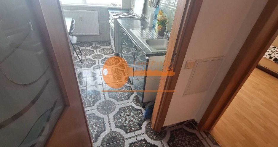 Apartament 3 camere – Piața Iancului, chiar la metrou - Poză 5
