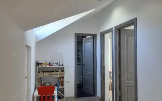 Apartament tip duplex cu gradina ( 40 mp) 2 camere + mansardă amenajată (4 camere si 2 băi), 90 mp - Poză 2