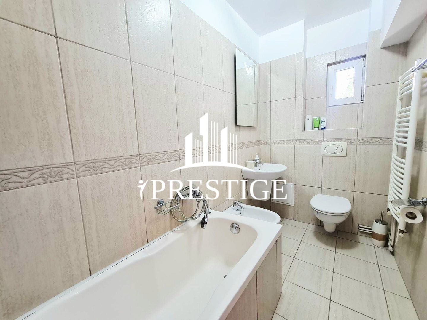 APARTAMENT 3 CAMERE, 100 MP UTILI, 2 BĂI, 2 BALCOANE,  ZONA CENTRALĂ - Poză 8