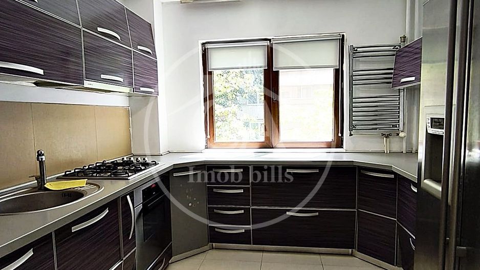 Apartament de închiriat cu 4 camere în zona Rogerius, Oradea - Poză 11
