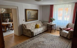 Casa 3 camere etaj si pivnita cu teren 200 mp in zona Centrul Istoric - Poză 2