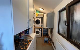 Casă individuală cu 5 camere și curte proprie - în Cisnădioara - Poză 18