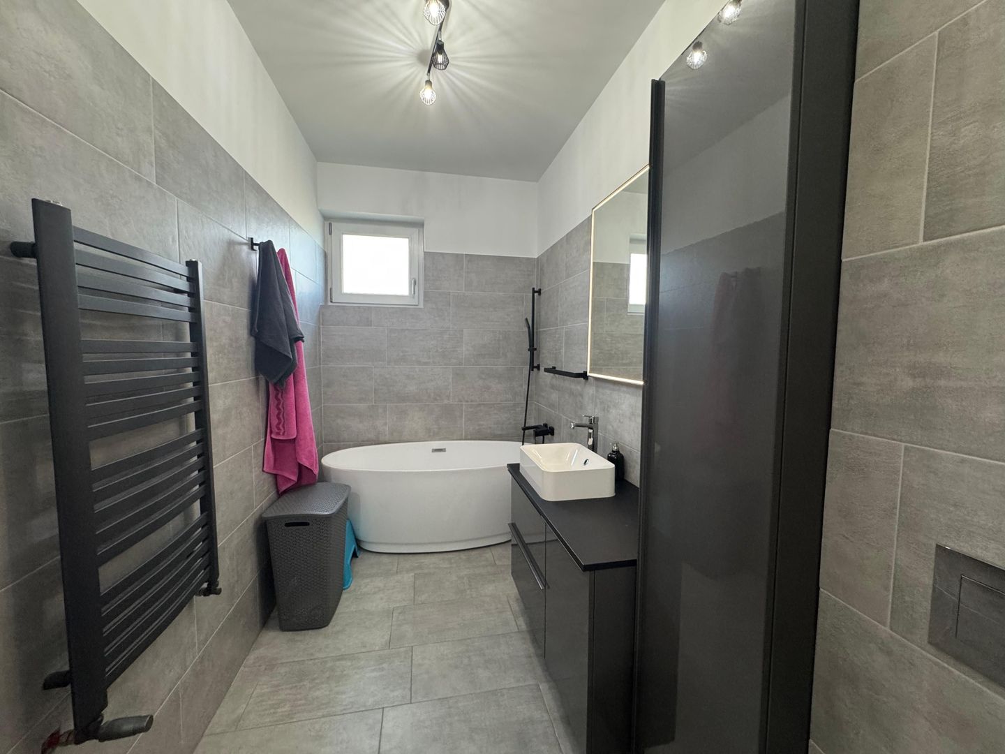 3 CAMERE + LOC DE PARCARE || SISESTI - Poză 20