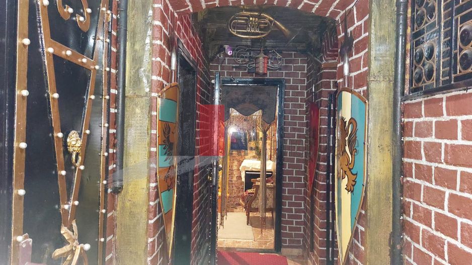 Spatiul "MEZEPOKA" , Amzei, SPATIU COMERCIAL IN ACTE, intrare separata, 82 mp - Poză 3