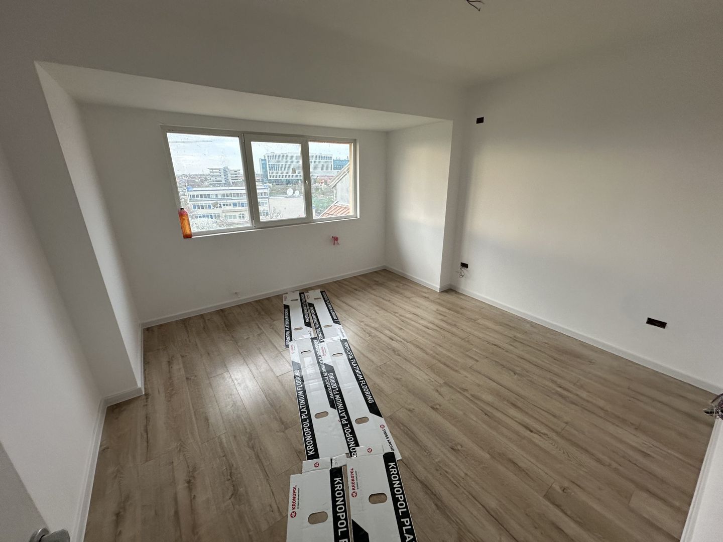 Apartament 2 camere la Mansarda zona Bucovinei - Poză 3