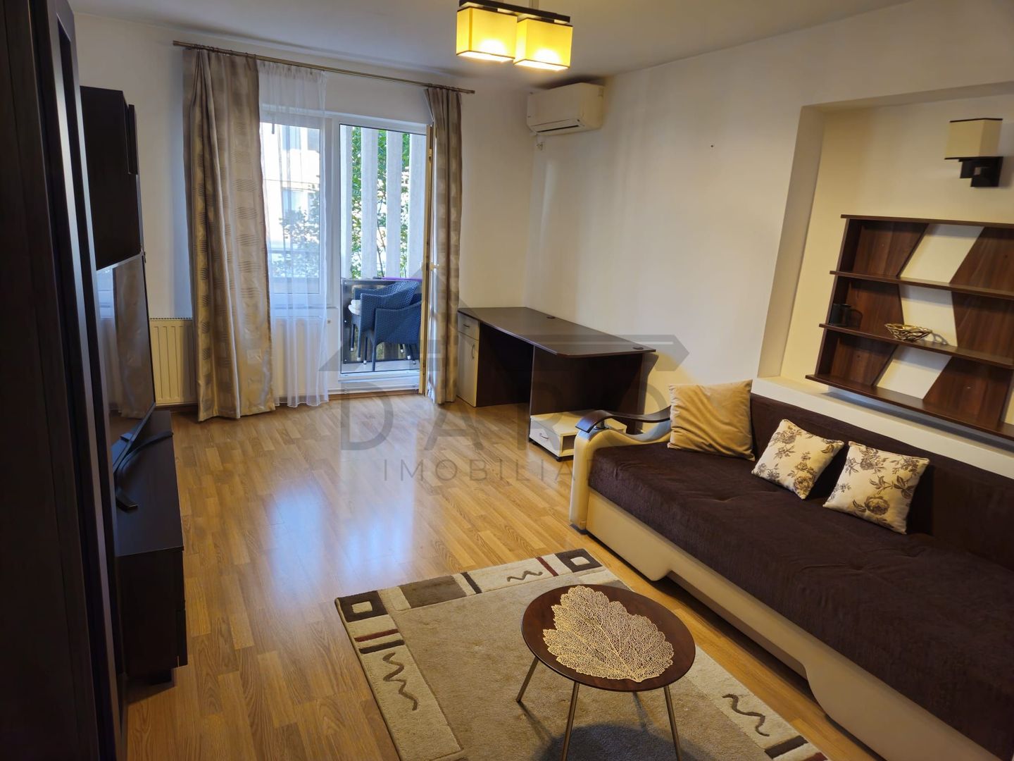 Apartament de vânzare cu 2 camere zona Tudor - Poză 2