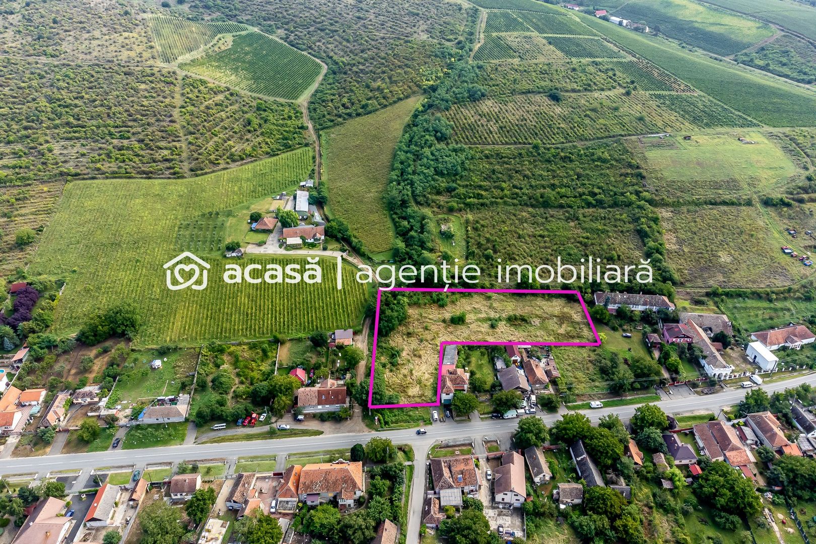 Teren de vis în Ghioroc! Stațiunea supranumită ”Litoralul Vestului” - Poză 8