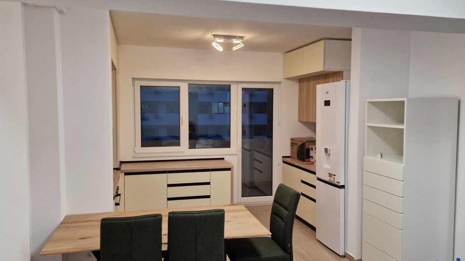 Inchiriere Ap. 2 camere - tip Studio (& loc parcare) / Metrou Berceni - Poză 7