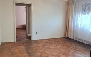 2 cam Torontalului -Mall - Poză 2