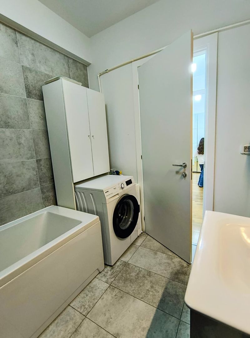 Iancu Nicolae- Gradina Zoologica- Jolie Ville- Loc parcare - Poză 10