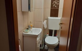 Apartament cu 3 camere in zona Sagului - Poză 7