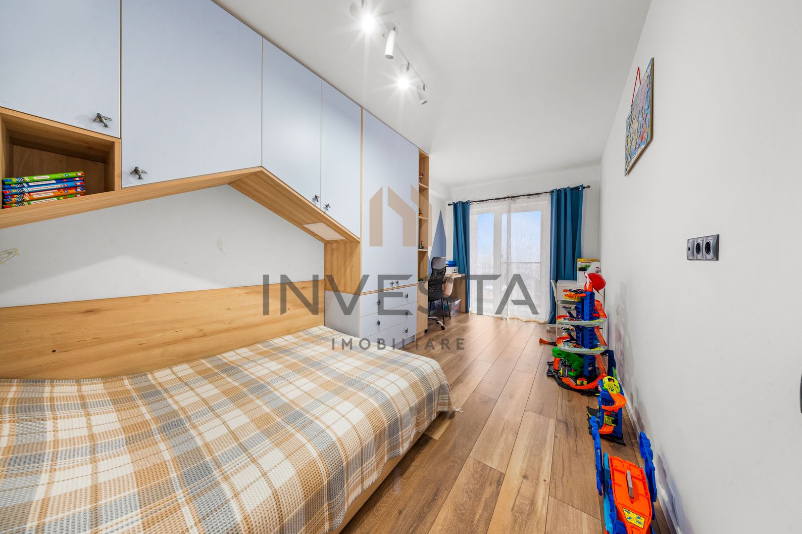 Duplex ultrafinisat | 4 camere | Gradina proprie | Vedere superba | - Poză 15