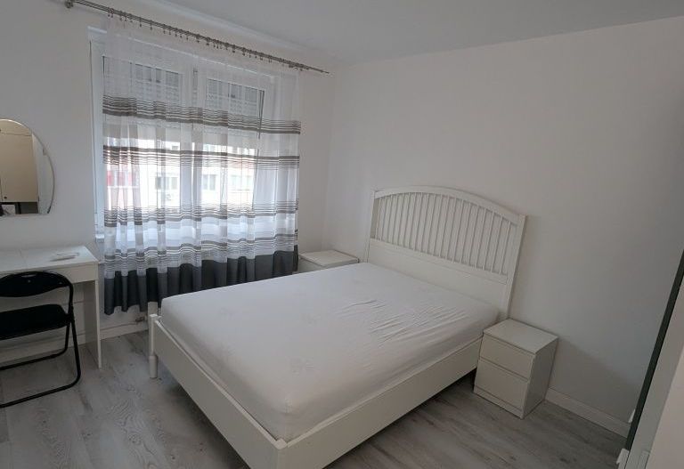 Apartament 2 camere, decomandat - Poză 1