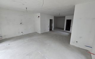 Studio 49,35 mp + 44 mp curte + 21,35 mp terasele + loc de parcare - Busteni - Poză 4