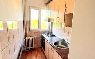 Inchiriez apartament cu 3 camere zona Olimpia , 380 euro/luna. - Poză 16