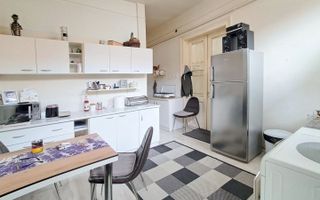 La Curte Comună, Posibilitate, Mansardare!! - Poză 2