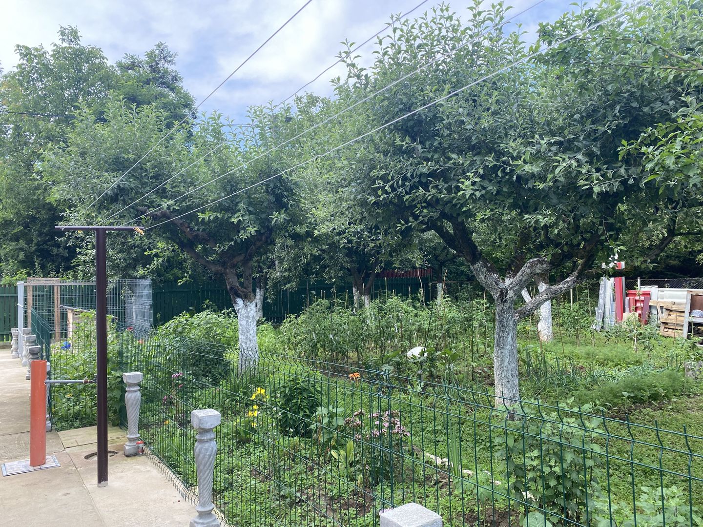 Oaza de liniste si verdeata! Vanzare casa cu 5 camere in Pucioasa - Poză 34