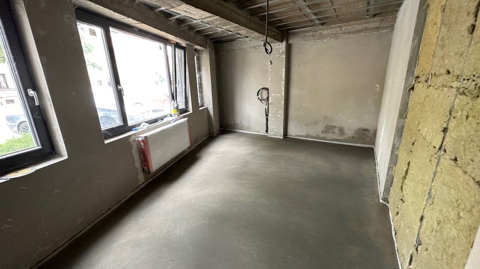 Cladire de birouri  Central pretabil activități medicale - Poză 8