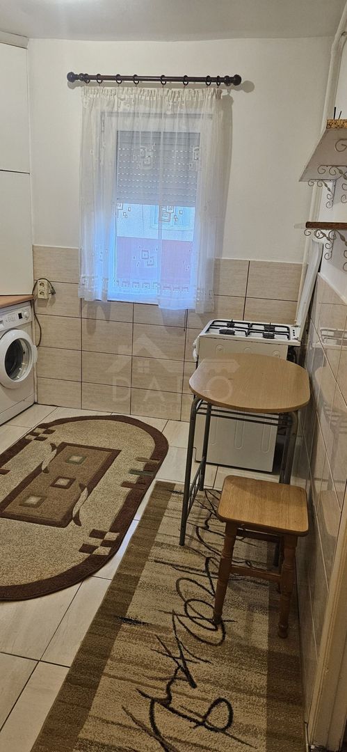 Apartamenr 1 camera 20mp ,aproape de spital si UMF - Poză 3