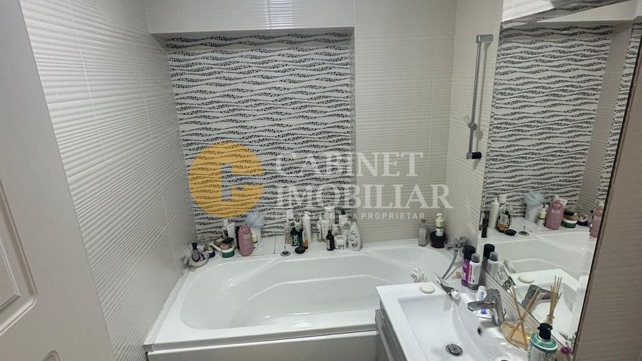 PACURARI - 4 CAMERE DECOMANDAT - ETAJUL 1 - LA BULEVARD - Poză 5