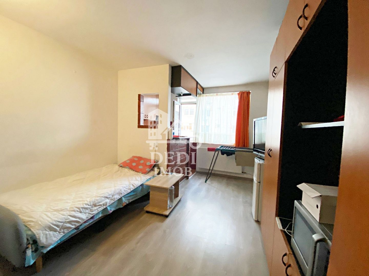 Apartament 1 camere de inchiriat in zona Rogerius, Oradea - Poză 1