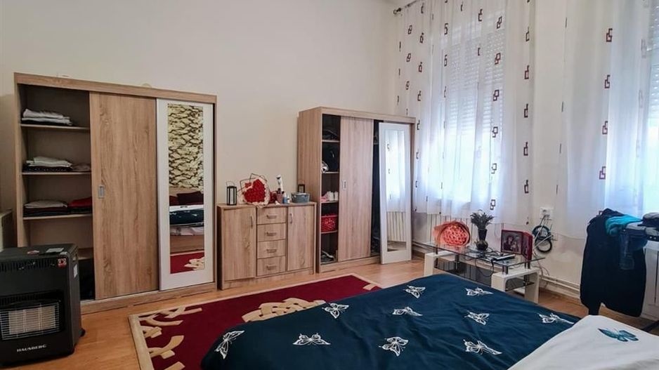 Casa Central Oradea - Poză 2