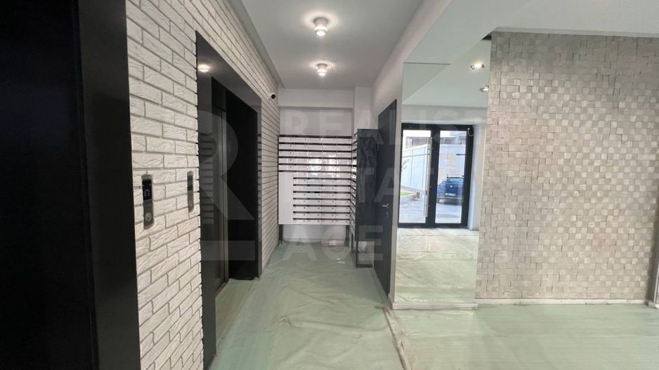 Vânzare, penthouse, 3 camere + living, strada Calea Ieşilor, Sculeni - Poză 18