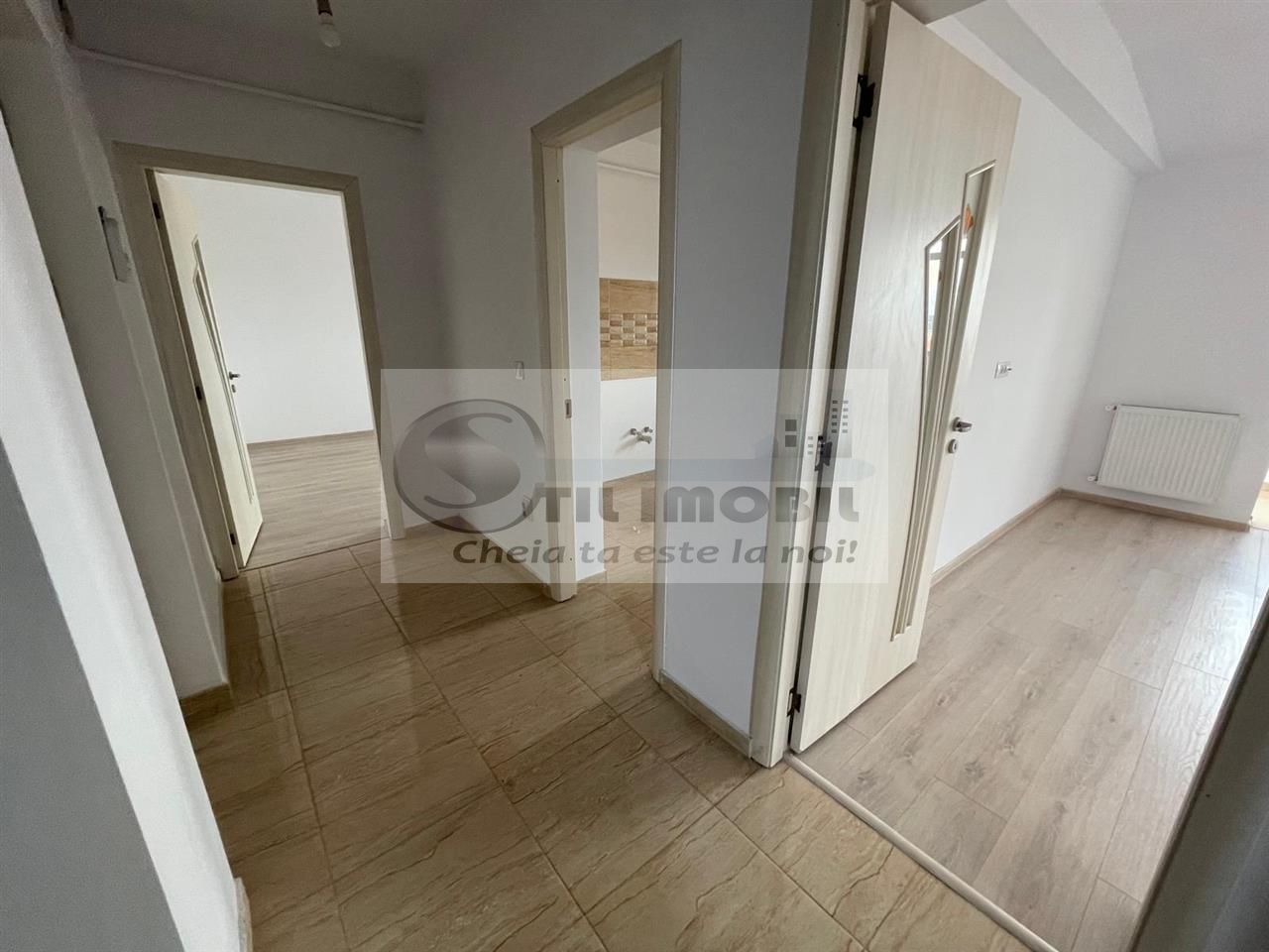 Intabulat!Apartament 2 cameredecomandat62mpCapat C.U.G-Valea Adanca - Poză 1