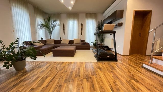 PROIECT MODERN IN ZONA MEHALA - Poză 2