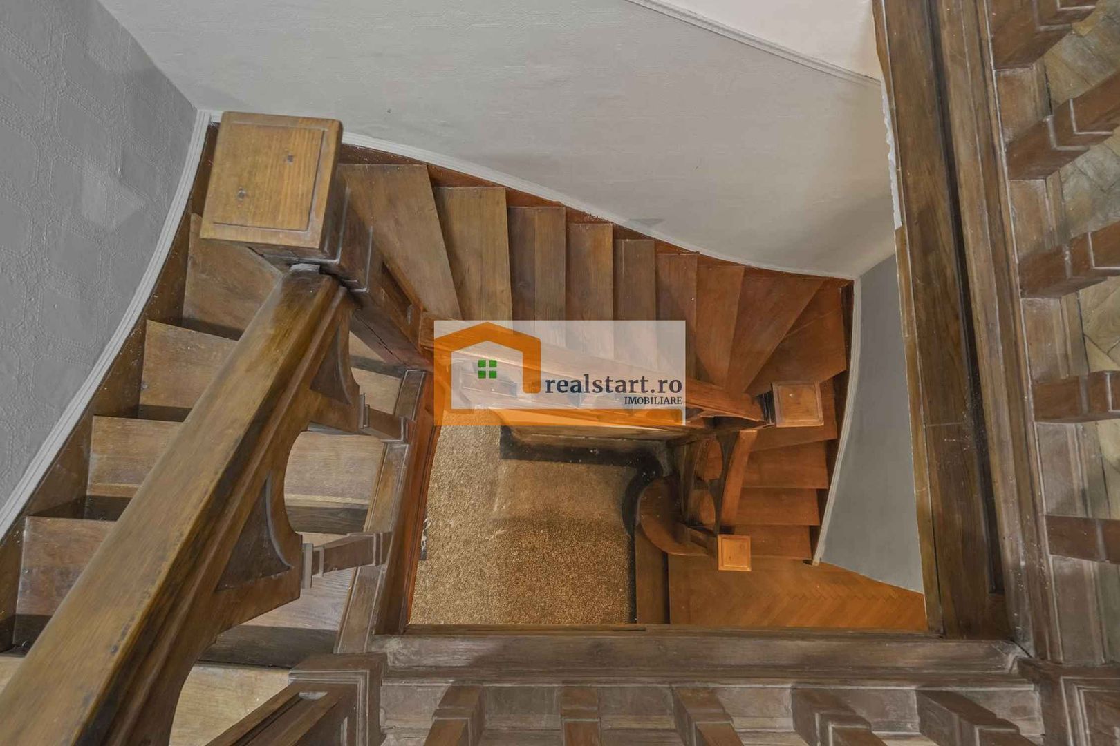 Vila individuala, S+P+E+Pod, curte 500mp, ideal Bistro-caffe, birouri - Poză 25