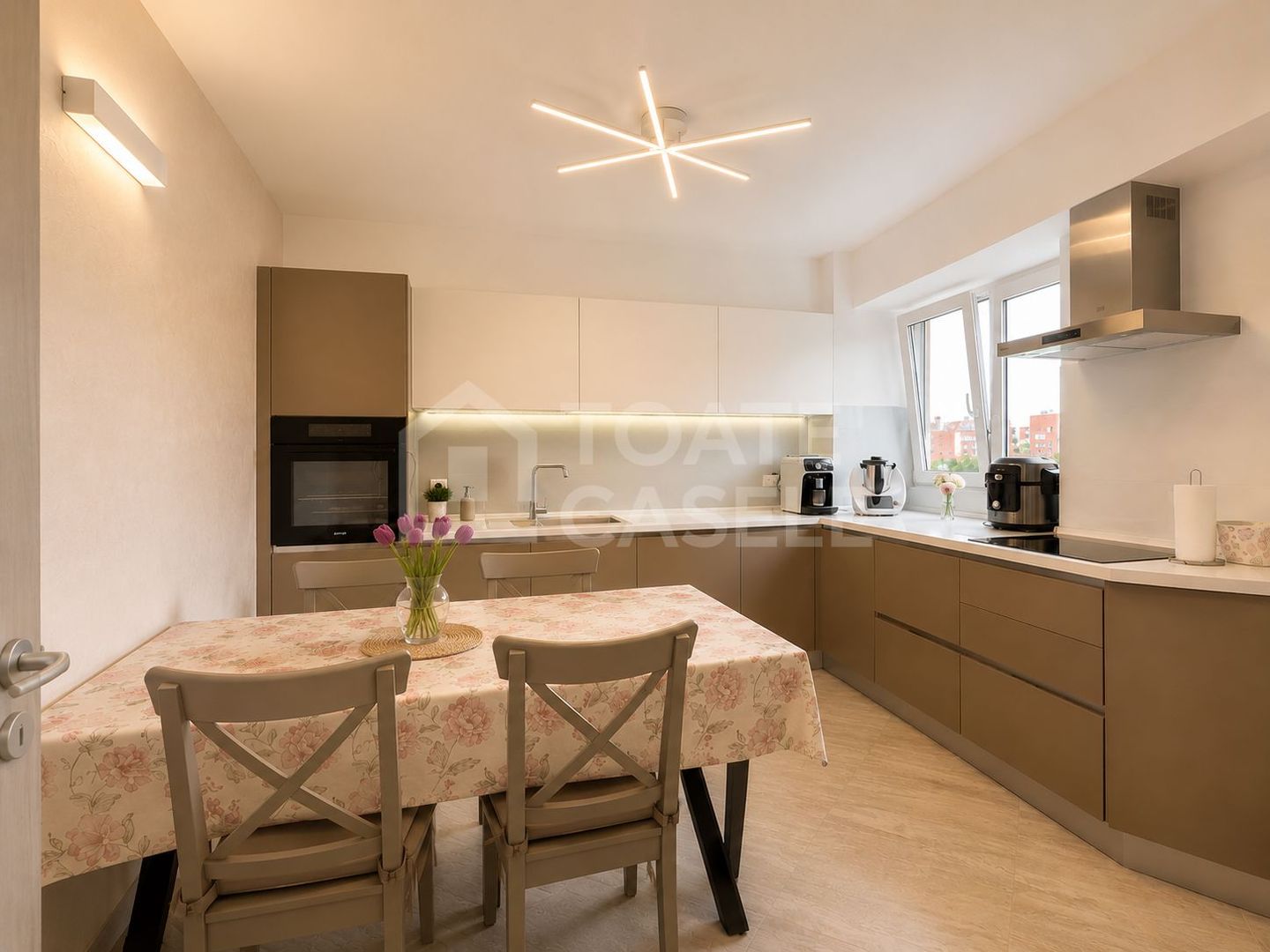 Apartament cu 3 camere, mobilat, utilat, zona Aurel Vlaicu-Mărasți - Poză 1