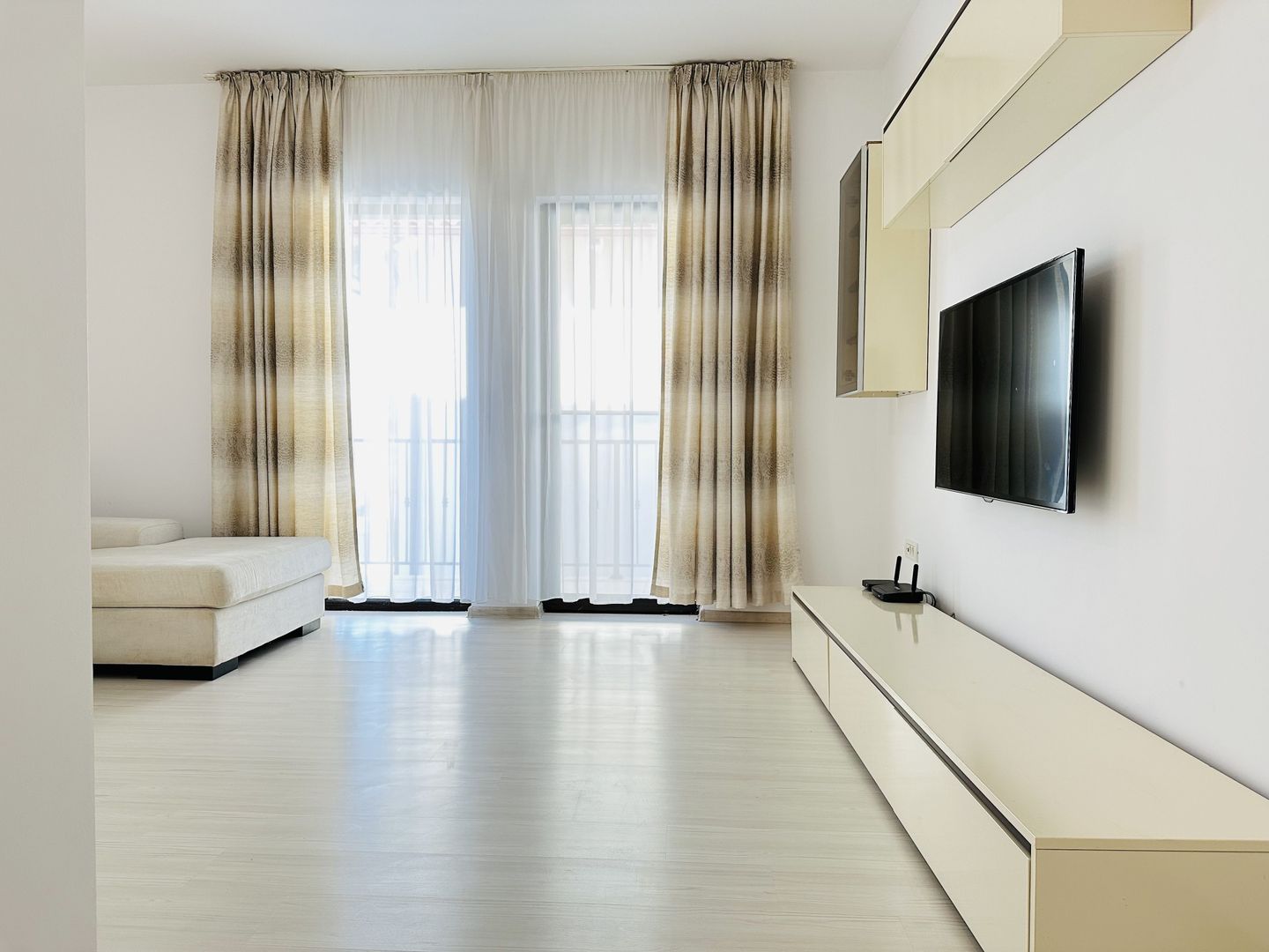 OFERTA INCHIRIATA - Comision 0% - Decomandat | Dressing & Pod Depozitare | - Poză 17