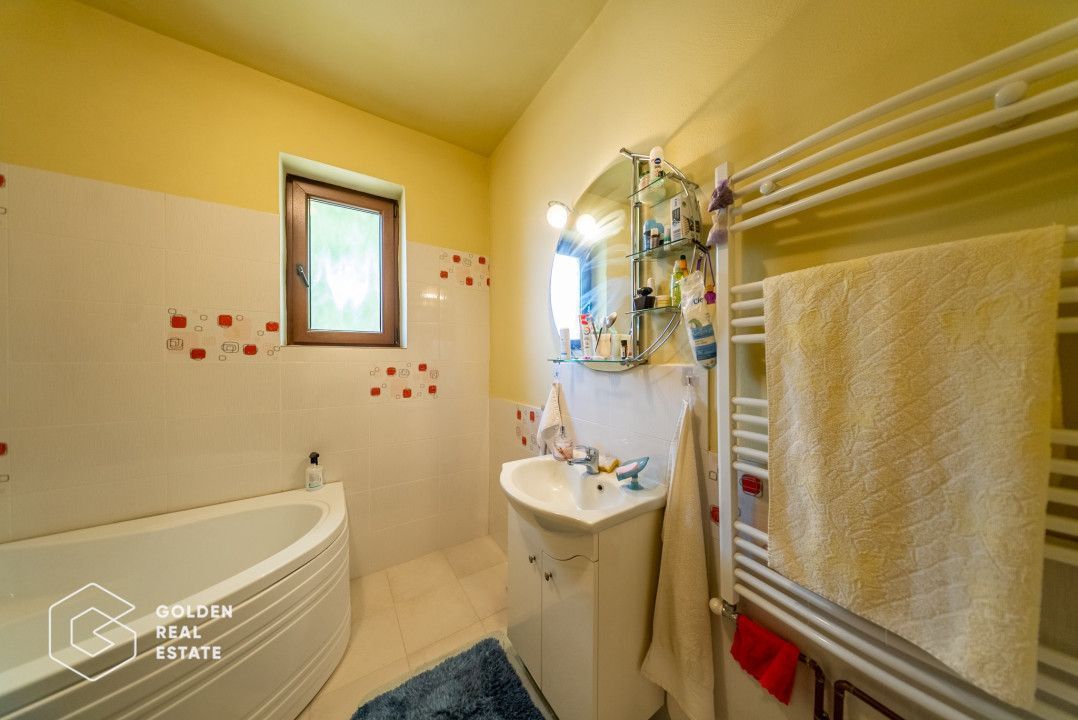 Casa 4 camere si mansarda, teren 1014 mp, comuna Vladimirescu - Poză 11