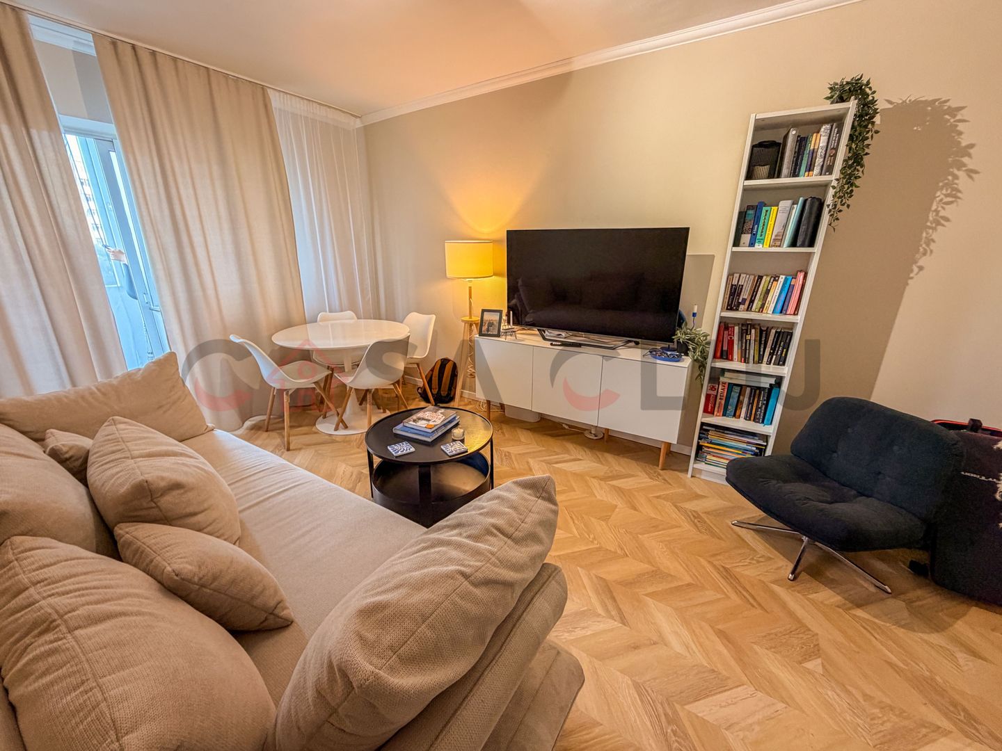 2 camere decomandate, etaj intermediar, la cheie - Poză 2