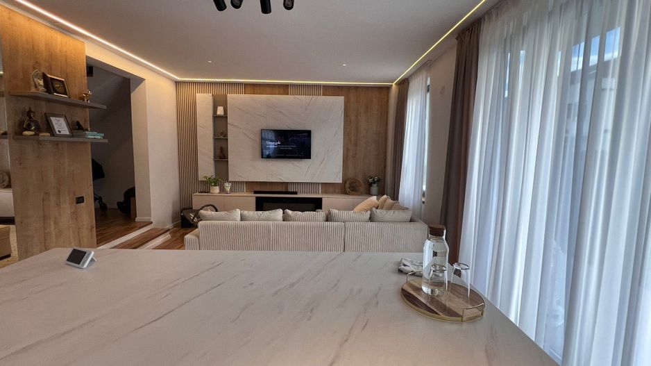 Vila duplex de vanzare | 6 camere | Otopeni - Poză 1